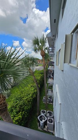 5290 W 21st Court 304, Hialeah, FL 33016