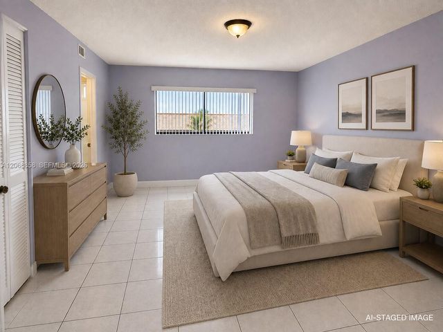 5290 W 21st Court 304, Hialeah, FL 33016