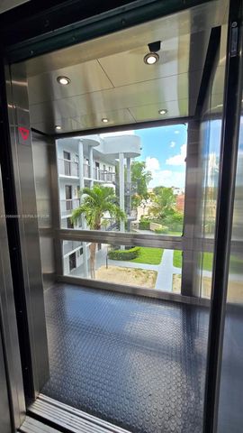 5290 W 21st Court 304, Hialeah, FL 33016