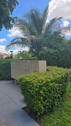 5290 W 21st Court 304, Hialeah, FL 33016