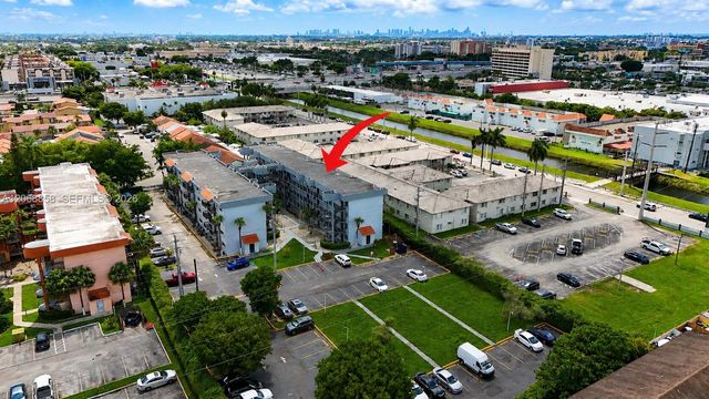 5290 W 21st Court 304, Hialeah, FL 33016