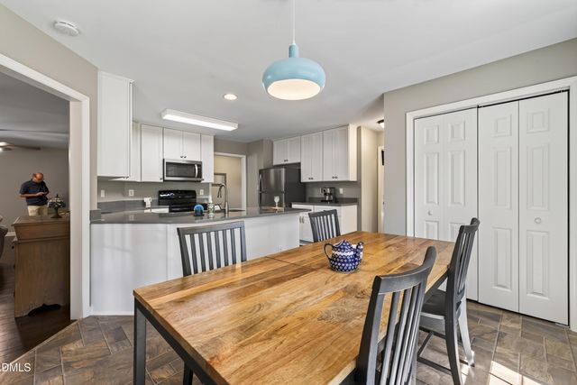 2312 Maplegreen Lane, Apex, NC 27502