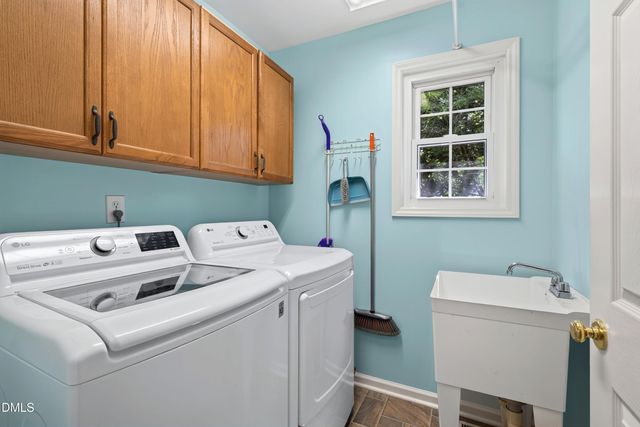 2312 Maplegreen Lane, Apex, NC 27502
