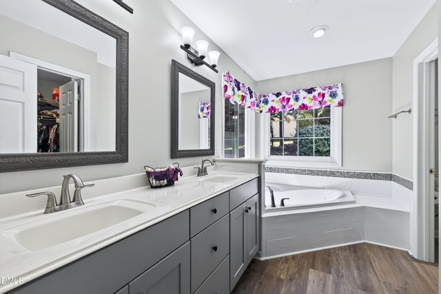 2312 Maplegreen Lane, Apex, NC 27502