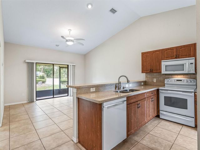 1701 SE 24TH ROAD 1702, Ocala, FL 34471