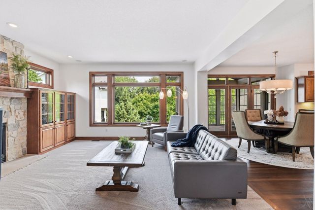10053 Trails End Road, Chanhassen, MN 55317