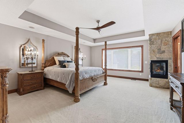 10053 Trails End Road, Chanhassen, MN 55317