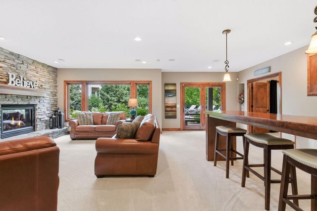 10053 Trails End Road, Chanhassen, MN 55317