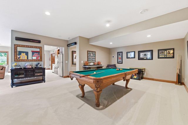 10053 Trails End Road, Chanhassen, MN 55317