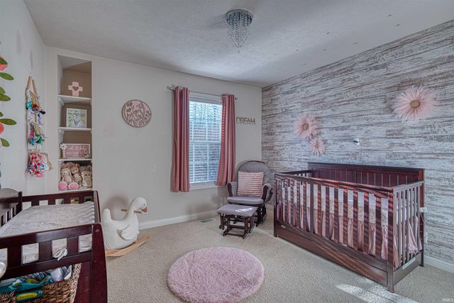 2511 Ellington Ridge Court, Evansville, IN 47711