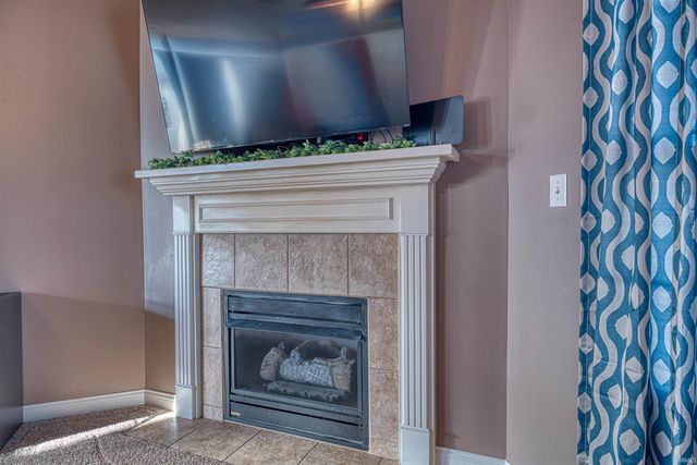 2511 Ellington Ridge Court, Evansville, IN 47711