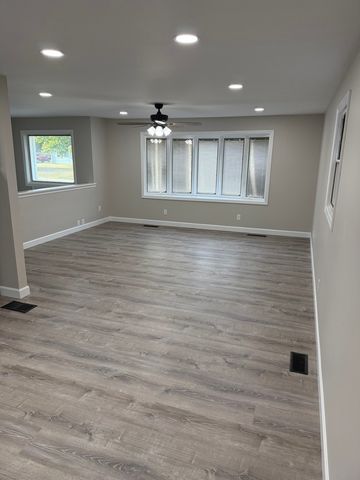 3406 Regan Road, Joliet, IL 60431