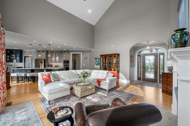 2259 Compass Pointe South Wynd NE, Leland, NC 28451