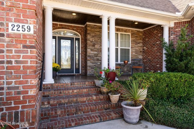 2259 Compass Pointe South Wynd NE, Leland, NC 28451