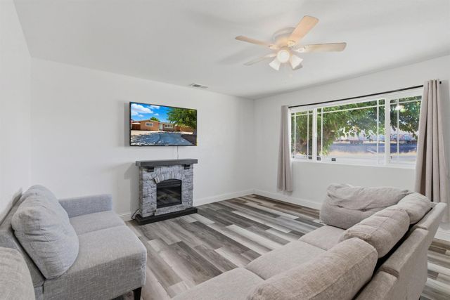 7140 Jones Rd, Winton, CA 95388