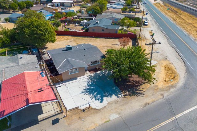 7140 Jones Rd, Winton, CA 95388