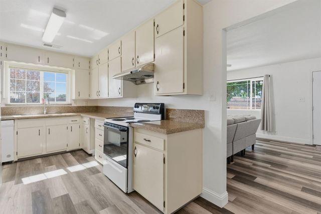 7140 Jones Rd, Winton, CA 95388