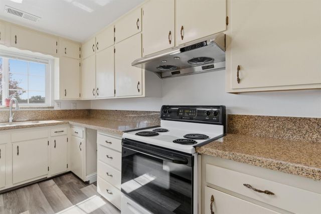 7140 Jones Rd, Winton, CA 95388