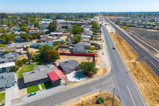 7140 Jones Rd, Winton, CA 95388