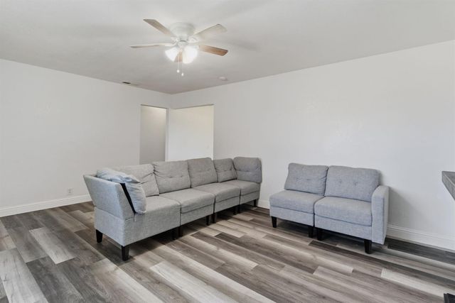 7140 Jones Rd, Winton, CA 95388