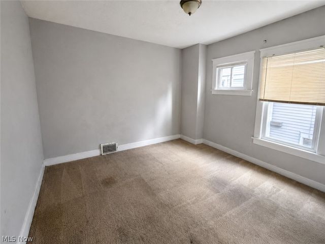 9404 Willard Avenue, Cleveland, OH 44102
