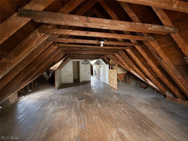 9404 Willard Avenue, Cleveland, OH 44102