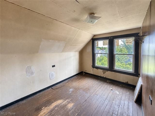9404 Willard Avenue, Cleveland, OH 44102