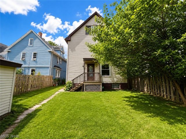 9404 Willard Avenue, Cleveland, OH 44102