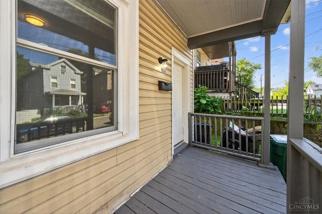 1634 Dewey Avenue, Cincinnati, OH 45205