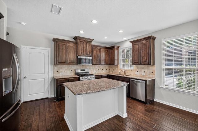 233 Brick Row Drive, Richardson, TX 75081
