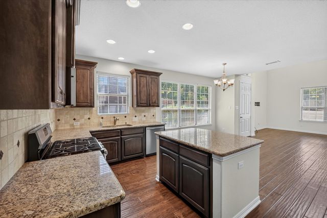 233 Brick Row Drive, Richardson, TX 75081