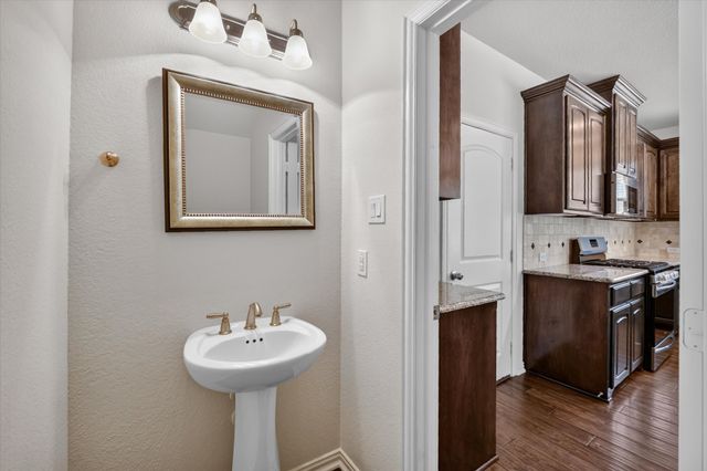 233 Brick Row Drive, Richardson, TX 75081