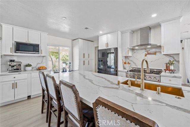 8263 3rd, Hesperia, CA 92345