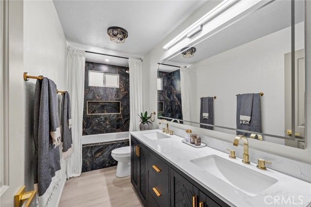 8263 3rd, Hesperia, CA 92345