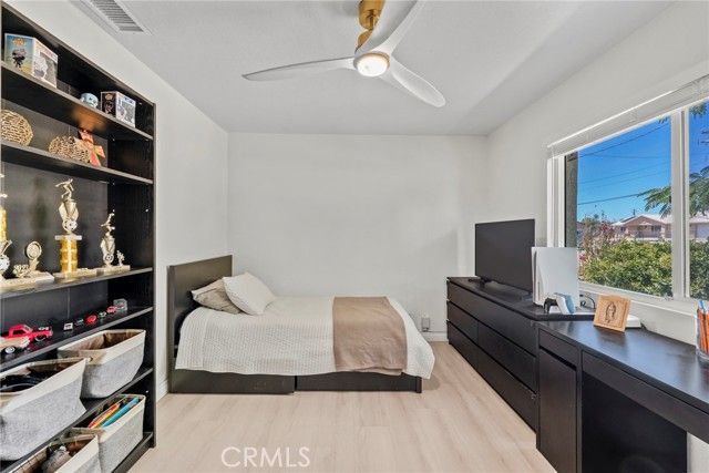 8263 3rd, Hesperia, CA 92345