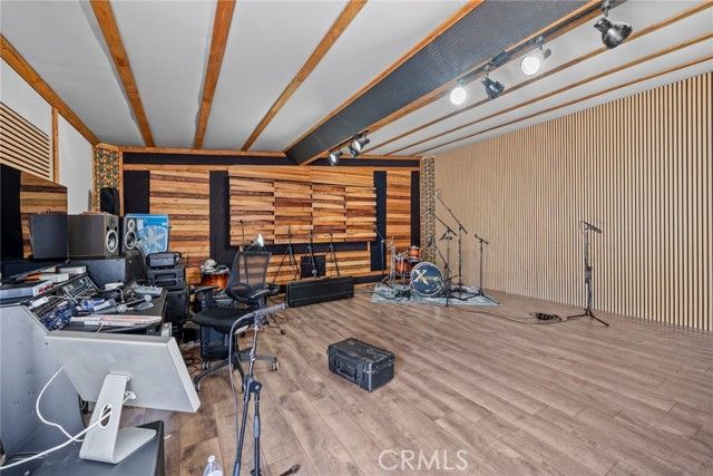 8263 3rd, Hesperia, CA 92345