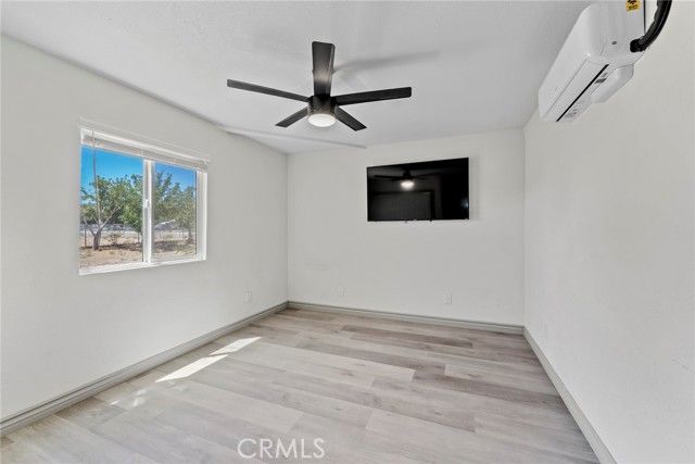 8263 3rd, Hesperia, CA 92345