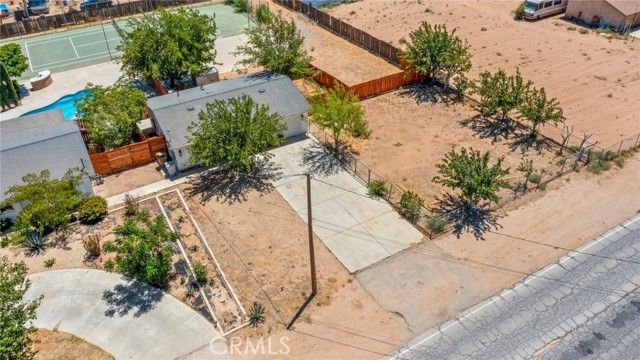 8263 3rd, Hesperia, CA 92345
