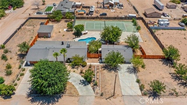 8263 3rd, Hesperia, CA 92345
