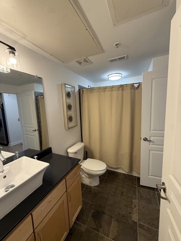 3000 Vanderbilt Pl Apt 322, Nashville, TN 37212