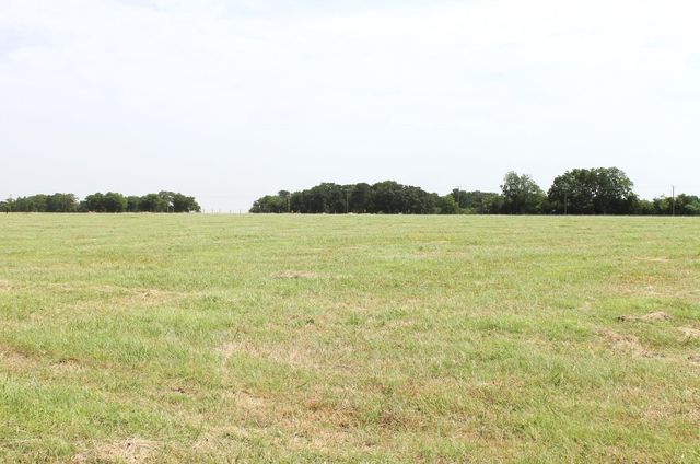 9788 Farm Road 128, Ben Franklin, TX 75415