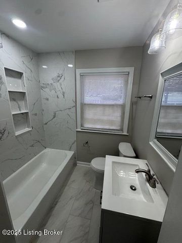 3229 Furman Blvd, Louisville, KY 40220