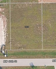 3923 NW 40th ST, Cape Coral, FL 33993