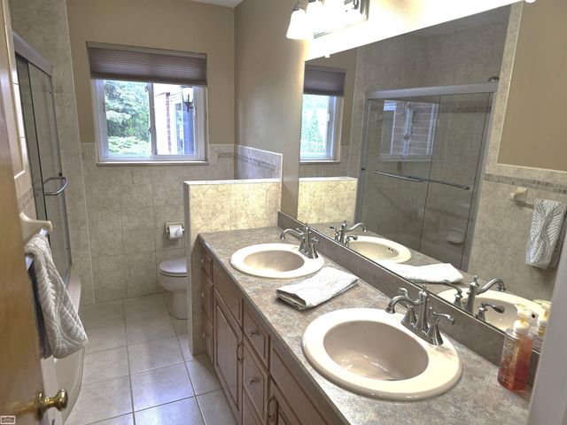 27074 Shackett, Warren, MI 48093