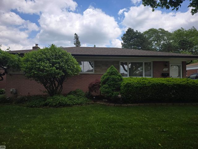 27074 Shackett, Warren, MI 48093
