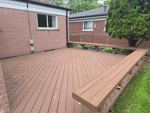 27074 Shackett, Warren, MI 48093