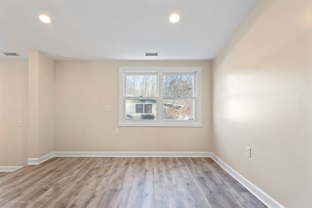 1421 Loretta Avenue, Joliet, IL 60436