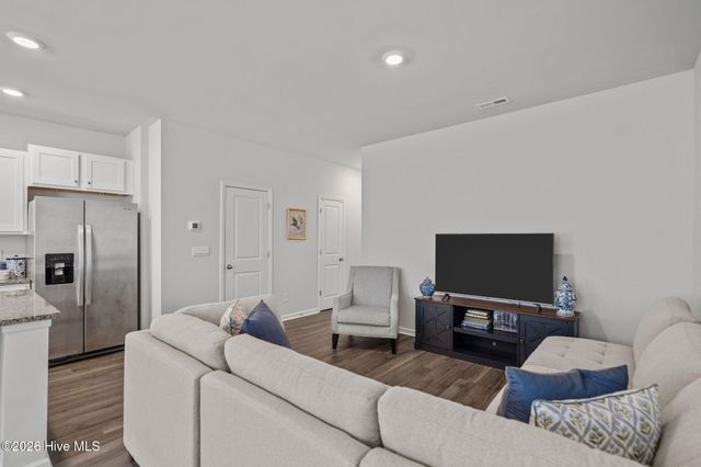 6660 Lemon Lane, Wilmington, NC 28412