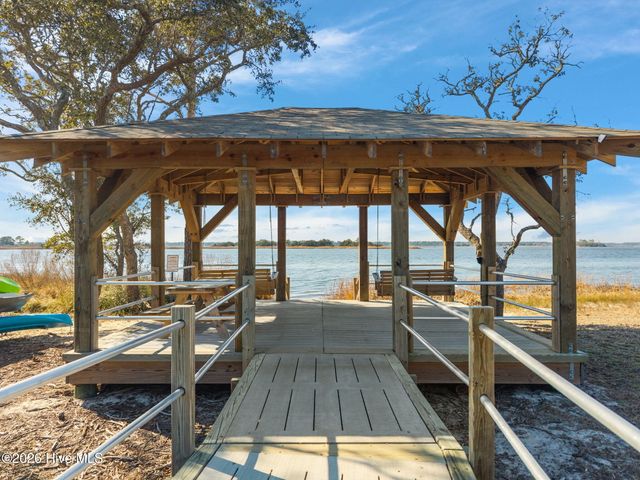 6660 Lemon Lane, Wilmington, NC 28412