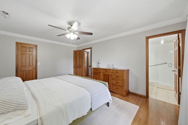 1907 Jeanette Avenue, St. Charles, IL 60174